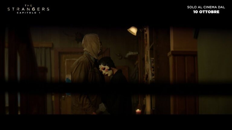 THE STRANGERS: Capitolo 1 – Nuova data di uscita per il primo terrificante film della trilogia horror. Al cinema dal 10 ottobre con Vertice 360